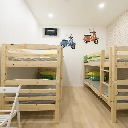 Plbh Bicycle 28 Хостел *